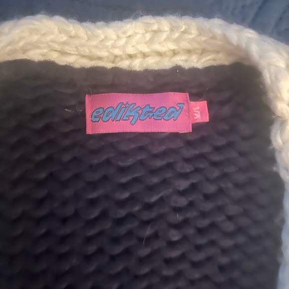 3/$15 Edikted chunky navy blue contrast cardigan - Picture 9 of 10
